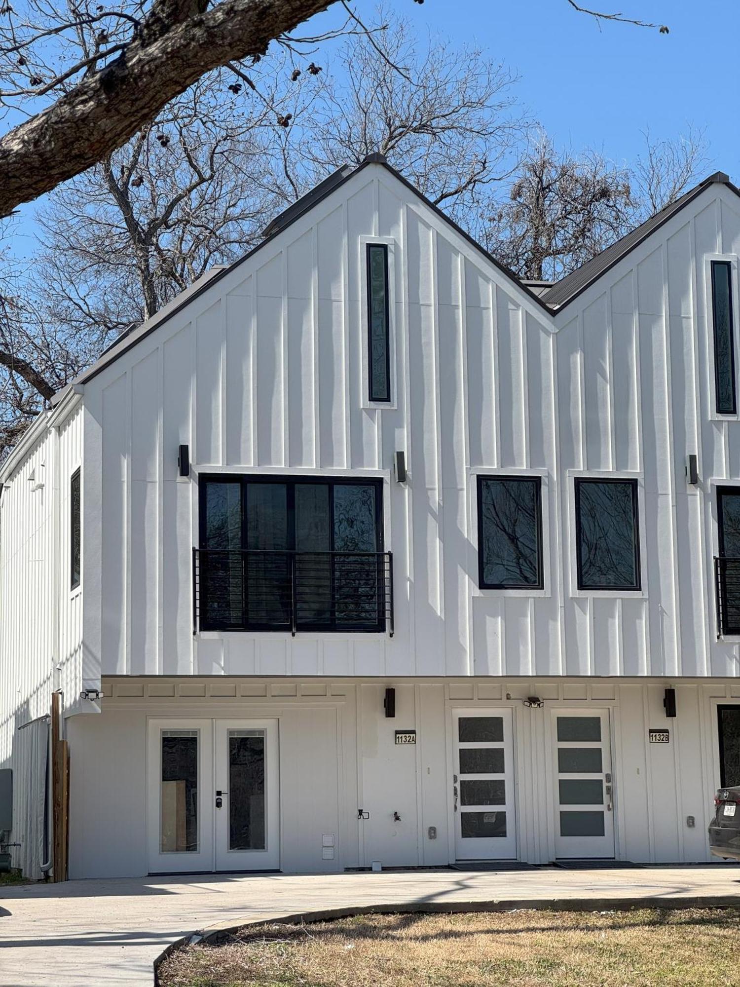 Chic, Cozy & Comfort Modern Room Austin Exterior photo